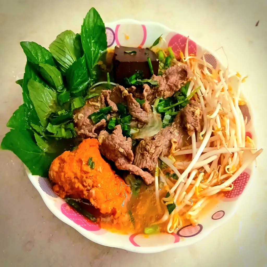 Bún Bò Chả Cua - 59.000 ₫ tại Bún Bò Chả Cua Huế - Xuân Hoa Trần - Khánh Hội