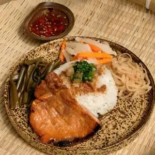 Hình ảnh Cơm tấm sườn bì