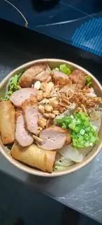 Hình ảnh Bún chả giò nem nướng