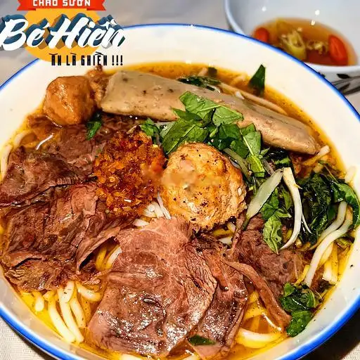 Bún bò nạm chả - 55.000 ₫ tại Cháo Sườn Bé Hiền - Súp Cua & Bún Bò - Nguyễn Xí