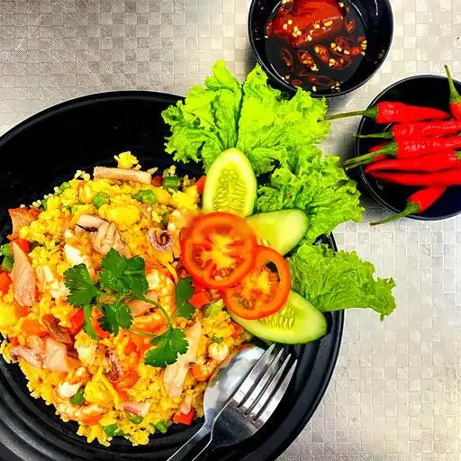 Cơm chiên hải sản - 55.000 ₫ tại Cơm Gà Xối Mỡ Đông Phát - Phạm Nhử Tăng