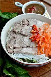 Bún Mắm Nêm Thịt Luộc - 50.000 ₫ tại Bún Bò Viên Tương - Bánh Ép Huế - Nguyễn Huy Lượng