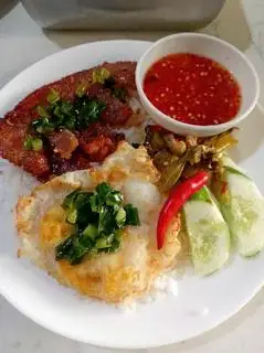 Hình ảnh cơm sườn trứng