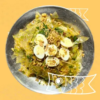 Bánh tráng thịt bằm - trứng cút - 25.000 ₫ tại Cô Huệ - Bánh Tráng Nướng Cuộn Trộn - Nguyễn Phúc Nguyên