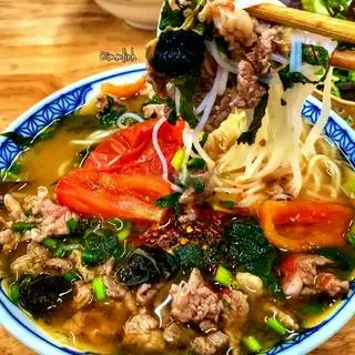 Hình ảnh Bún ốc lẫn bò