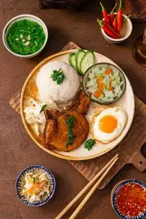 Hình ảnh Cơm sườn cốt lết