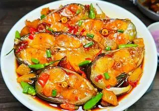 Hình ảnh cơm cá hú kho
