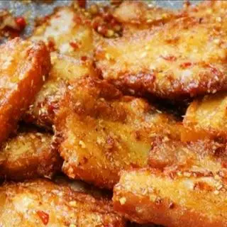 Cơm ba rọi chiên giòn  - 43.000 ₫ tại Cơm Văn Phòng Thanh Tú - Nguyễn Văn Khối