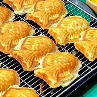Bánh cá phô mai trứng muối  - 14.000 ₫ tại Bánh Cá Siu Siu - Trường Sa