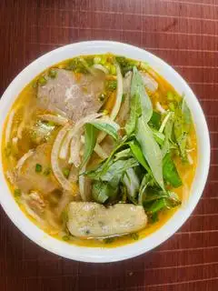 Bún Bò Nạm - Chả - 88.000 ₫ tại Bún Bò Hậu Bến Ngự - Hồ Hảo Hớn