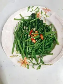 Rau muống xào chao( Stir fried Morning Glory w Fermnted bean curd - 69.000 ₫ tại Quán Chay Ngọc Thọ - Phạm Ngũ Lão