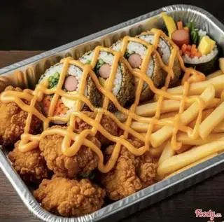 Combo : Kimbap sốt phô mai - Gà viên sốt phô mai - khoai tây - 87.000 ₫ tại Chicken DL - Kimbap, Gà Rán & Món Ăn Hàn Quốc - Nguyễn Đình Chiểu