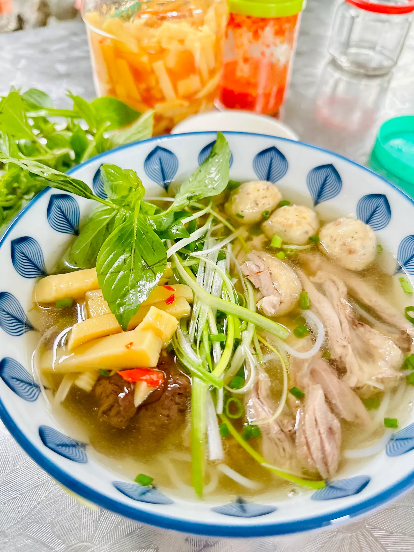 Hình ảnh Bún ngan mọc