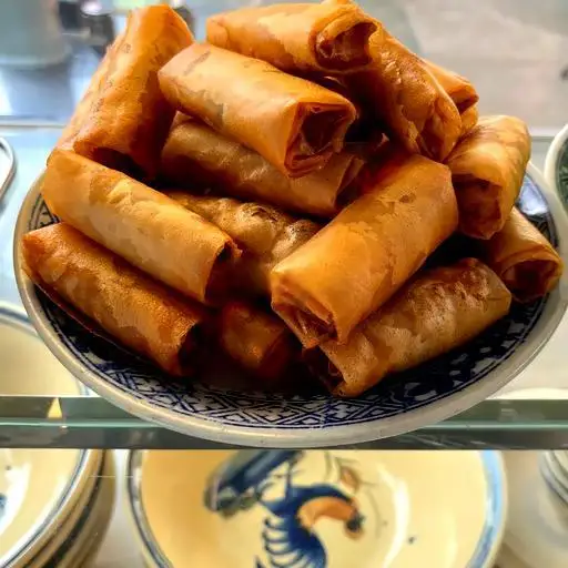 Chả giò thêm 1 cuốn  - 15.000 ₫ tại Bún Thịt Nướng Kim Tiền Cậu 3 - Rạch Bùng Binh