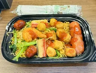 Hình ảnh Mì xào 5 xiên