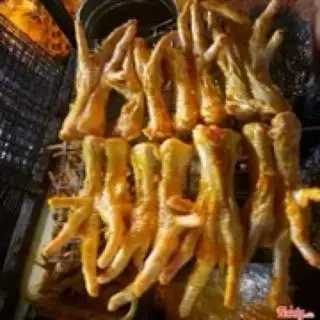 Chân gà nướng có đôi có cặp (2 cặp) - 40.000 ₫ tại Bò Bía & Ăn Vặt - An Dương Vương