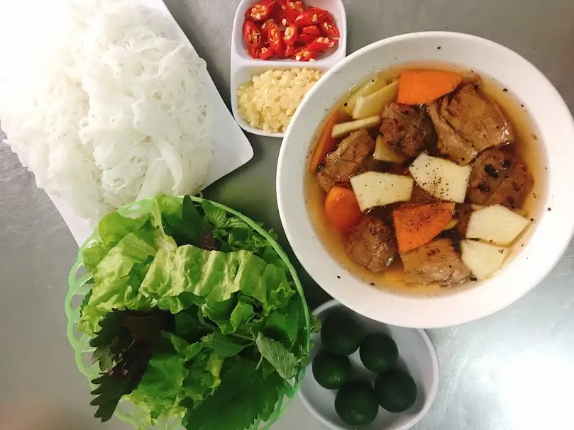 Hình ảnh Bún chả lẫn