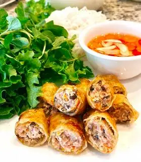 Hình ảnh Bún Nem rán