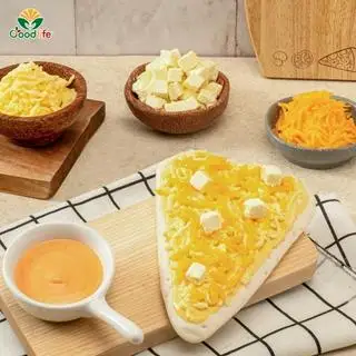 PIZZA Phô Mai Ngũ Vị (Tam Giác) - 54.000 ₫ tại Quán Ông Hoài - Bò Né & Bò Sốt Hàu - Cách Mạng Tháng 8