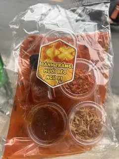 Hình ảnh Bánh tráng muối béo ngũ vị