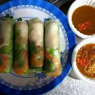 Gỏi cuốn tôm thịt - 11.500 ₫ tại Gỏi Cuốn Bạch - Nguyễn Đình Chiểu