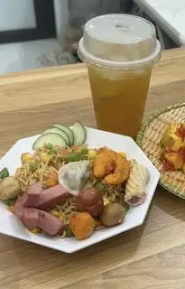 Hình ảnh Combo Mì trộn thập cẩm + Nước