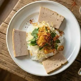 Hình ảnh Bánh ướt chả quế