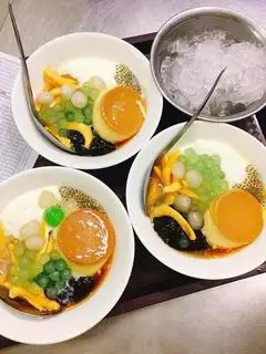 Hình ảnh Sữa chua caramel trân châu thạch
