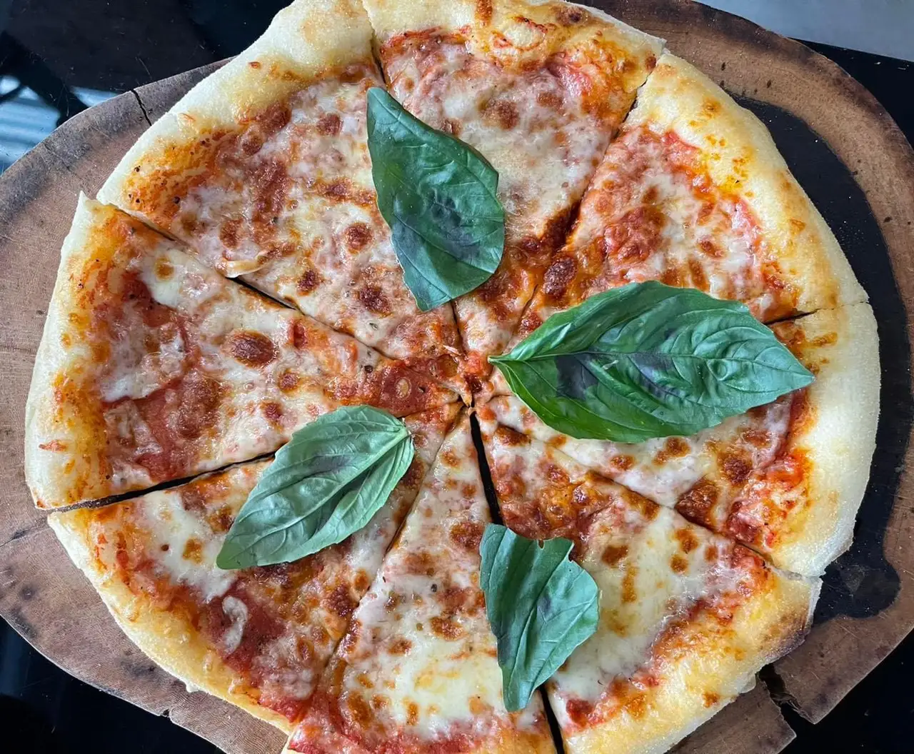 Hình ảnh Marghaita pizza size L
