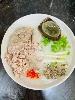 Cháo Thịt Bằm Trứng Bắc Thảo - 59.000 ₫ tại Cô Tư - Cháo Sườn & Xôi Gà - Đường 40