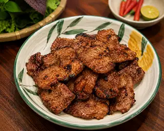 thịt nướng thêm  - 33.000 ₫ tại Bún Chả Hà Nội Quán - Hoàng Xuân Nhị