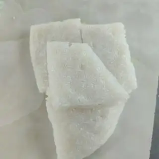 Bánh Bò - 8.000 ₫ tại Bánh Tiêu & Bánh Bao Chiên Nhất Khang - Nguyễn Văn Đậu