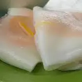 Hình ảnh bánh cuốn trứng tái 1 quả trứng
