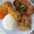 Cơm sườn bì chả - 61.000 ₫ tại Cơm Tấm Cây Phượng - Chung Cư Hoàng Diệu