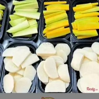 Hình ảnh Combo+1 Khay Củ đậu+ 1 Khay Xoài Tặng kèm muối chấm 