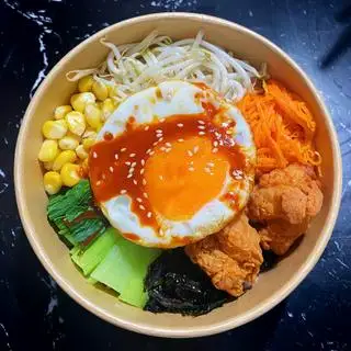 Hình ảnh CƠM TRỘN TRỨNG + GÀ VIÊN