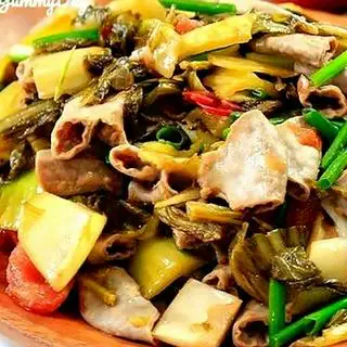 Lòng xào cải chua - 179.000 ₫ tại Lẩu Cháo Lòng Cô Béo - Nguyễn Thị Minh Khai