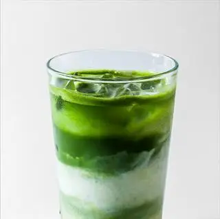 Melon matcha latte - 85.000 ₫ tại Every Half Coffee Roasters - Saigon Riverside