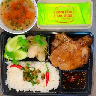 Hình ảnh Cơm Tấm Sườn Nướng Than Hồng