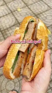 Bánh Mỳ Chả quế ( khuyến mãi giá ưu đãi) - 22.000 ₫ tại Lò Bánh Mì Bảo Huy - Phùng Văn Cung
