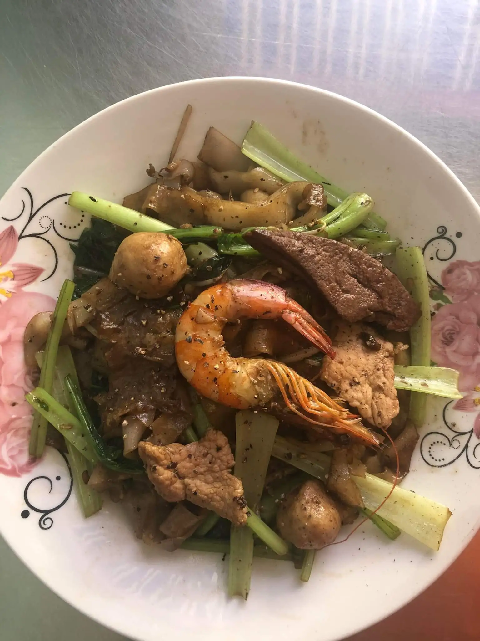 Hủ tiếu xào thập cẩm khô [ áp chảo ] - 70.000 ₫ tại Hào Ký - Cơm Gà Xối Mỡ & Hủ Tiếu Xào - Phạm Ngọc Hầu