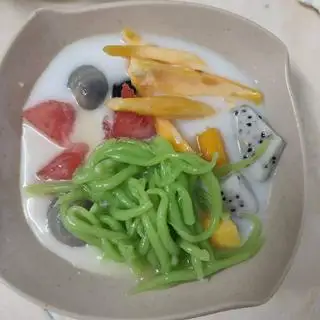 Hình ảnh Chè thái hoa quả