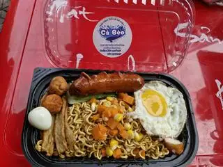 Mì trộn thập cẩm - 49.000 ₫ tại Mì Trộn Indomie & Matcha Cá Béo - Trần Xuân Soạn