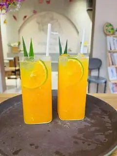 Hình ảnh Nước ép cam tươi nguyên chất