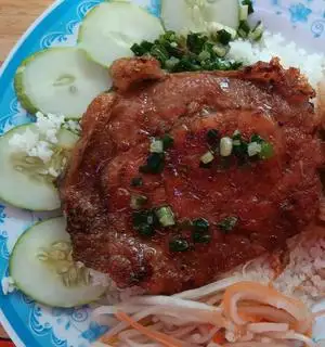 Hình ảnh Cơm sườn + bún thịt nướng