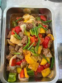 Hình ảnh Cơm bò lúc lắc