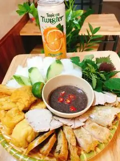 Hình ảnh Bún đậu đầy đủ+nước cam 