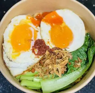 Hình ảnh Mì trộn Gen Z trứng