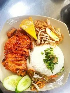 Cơm tấm sườn bì chả - 65.000 ₫ tại Cơm Tấm 24 - Võ Liêm Sơn