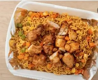 Hình ảnh Mì trộn gà nướng